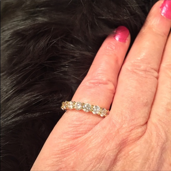 Eternity Ring 18kt GP(?) wWhite Crystals 5.2 - Picture 3 of 8